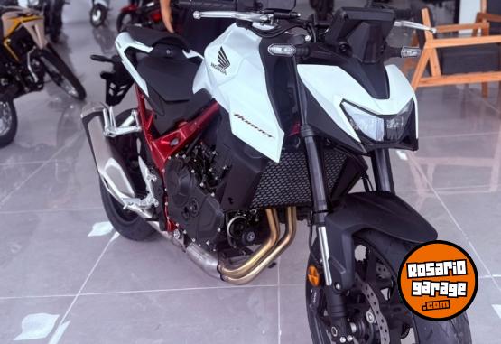 Motos - Honda CB 750 HORNET 2025 Nafta 0Km - En Venta