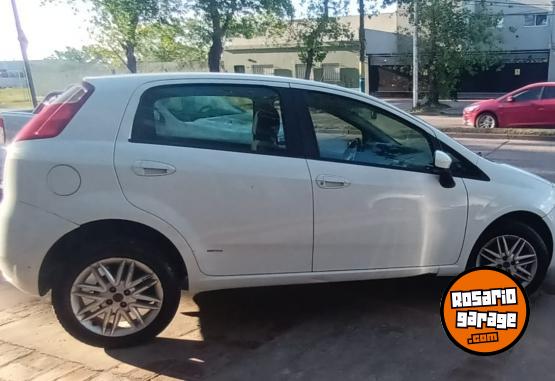Autos - Fiat PUNTO  ESSENCE 1.6 16V 2012 GNC 111111Km - En Venta