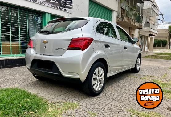 Autos - Chevrolet onix 2017 Nafta 110000Km - En Venta