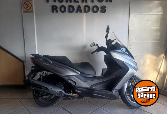 Motos - Kymco XTOWN 250 2021 Nafta 17000Km - En Venta