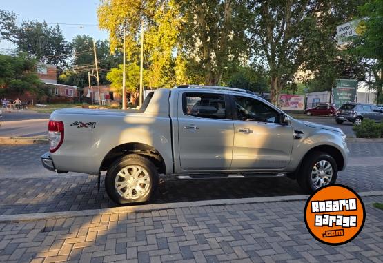 Camionetas - Ford Ranger limited 4x4 2019 Diesel 80000Km - En Venta