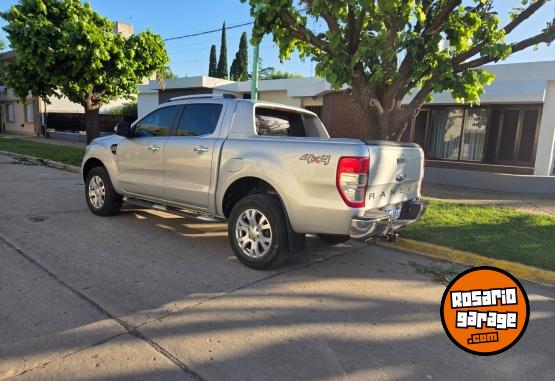 Camionetas - Ford Ranger limited 4x4 2019 Diesel 80000Km - En Venta