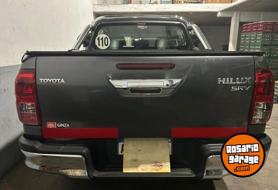 Camionetas - Toyota Hilux 2019 Diesel 83000Km - En Venta