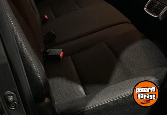 Camionetas - Toyota Hilux 2019 Diesel 83000Km - En Venta