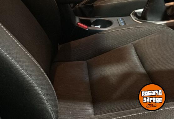 Camionetas - Toyota Hilux 2019 Diesel 83000Km - En Venta