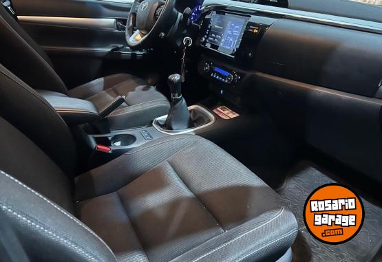 Camionetas - Toyota Hilux 2019 Diesel 83000Km - En Venta