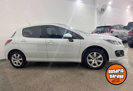 Autos - Peugeot 308 allure gps 2018 Diesel 126000Km - En Venta
