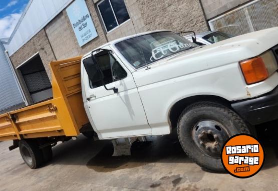 Camiones y Grúas - VENDO FORD 350 - En Venta