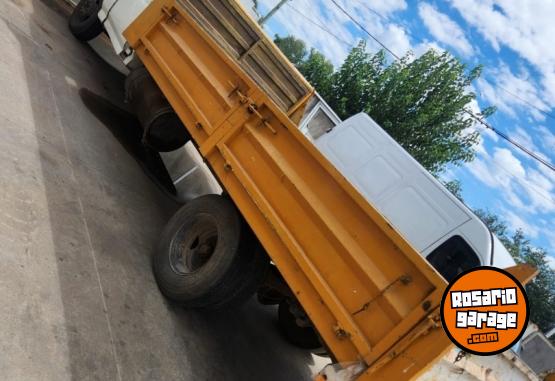 Camiones y Grúas - VENDO FORD 350 - En Venta