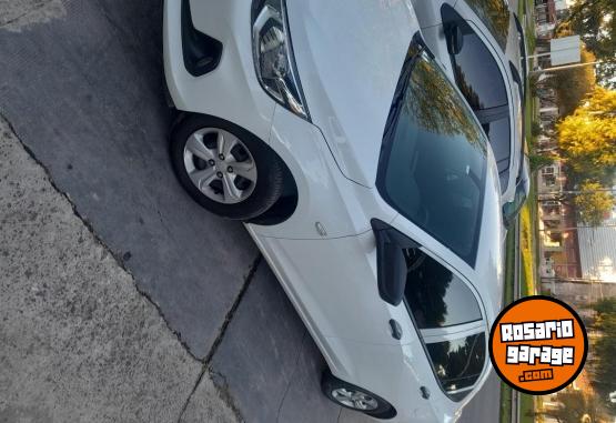 Autos - Chevrolet Onix plus 1.2 2023 GNC 63900Km - En Venta