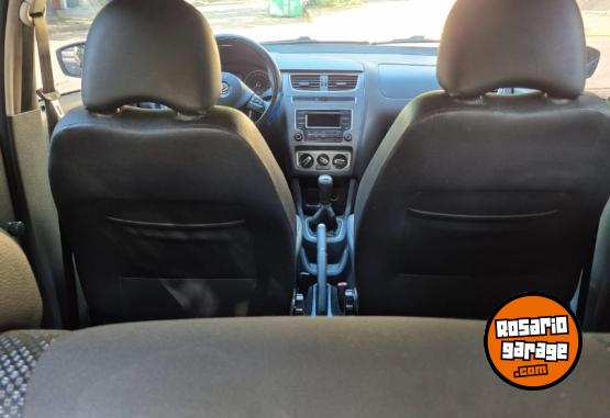 Autos - Volkswagen Suran 2014 GNC 180000Km - En Venta