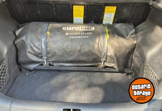 Autos - Volkswagen Suran 2014 GNC 180000Km - En Venta