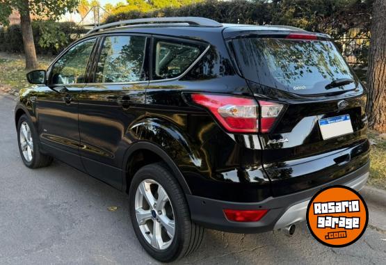 Camionetas - Ford Kuga TItanium 4WD 2019 Nafta 95800Km - En Venta