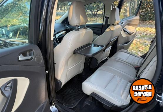 Camionetas - Ford Kuga TItanium 4WD 2019 Nafta 95800Km - En Venta