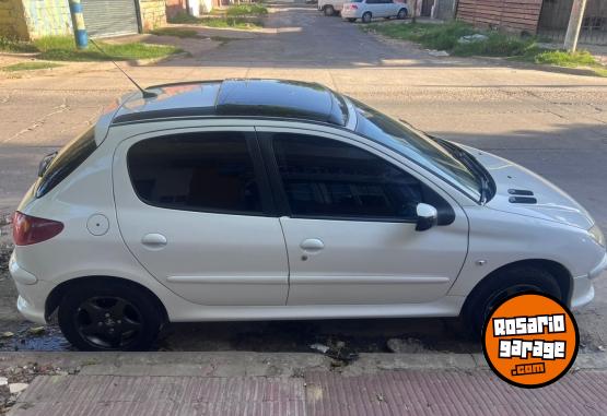 Autos - Peugeot 206 2008 Nafta 178000Km - En Venta