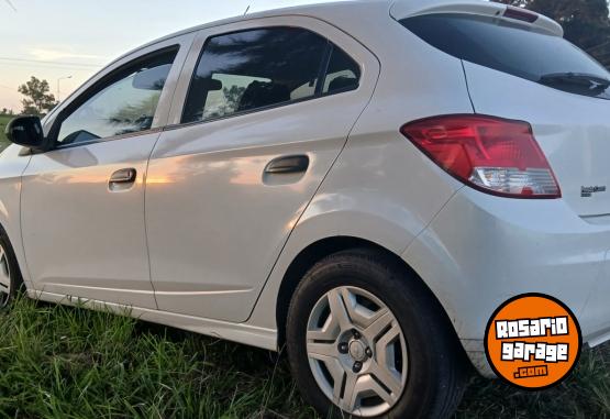 Autos - Chevrolet Onix joy 2017 Nafta 90000Km - En Venta