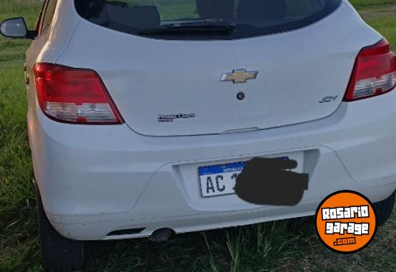 Autos - Chevrolet Onix joy 2017 Nafta 90000Km - En Venta