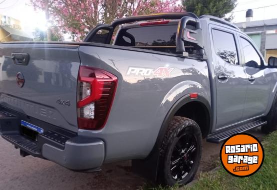 Camionetas - Nissan Frontier PRO4X 2024 Diesel 40000Km - En Venta