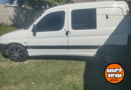 Utilitarios - Citroen Berlingo 2009 Diesel 177000Km - En Venta