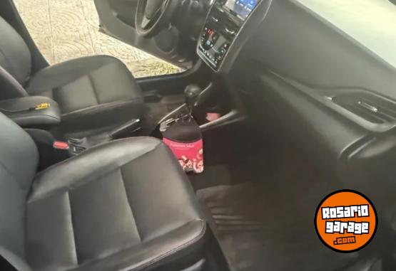 Autos - Toyota Yaris s 2023 Nafta 85000Km - En Venta