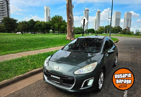 Autos - Peugeot 308 2012 Nafta 130000Km - En Venta
