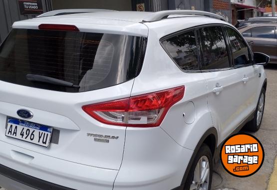 Camionetas - Ford Kuga 2.0 4x4 titanium 2016 Nafta 100000Km - En Venta