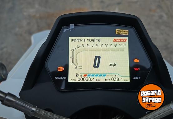 Motos - Otra marca Italjet dragster 200cc 2025 Nafta 900Km - En Venta