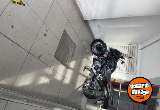 Motos - Bajaj Rouser P150 2025 Nafta 2000Km - En Venta