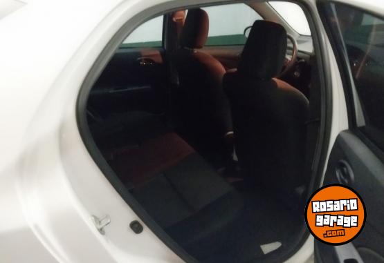 Autos - Toyota Etios 2022 Nafta 21000Km - En Venta