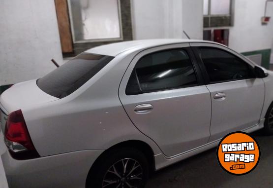 Autos - Toyota Etios 2022 Nafta 21000Km - En Venta
