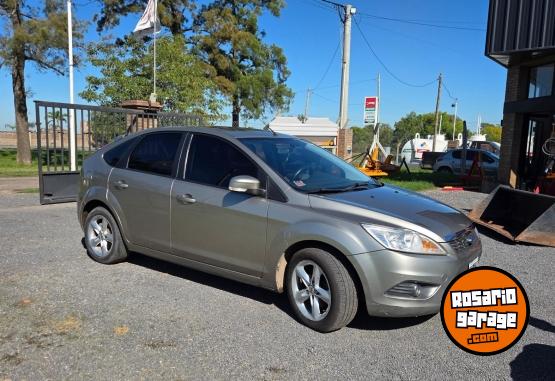 Autos - Ford Focus Trend Plus 2009 Nafta 215000Km - En Venta