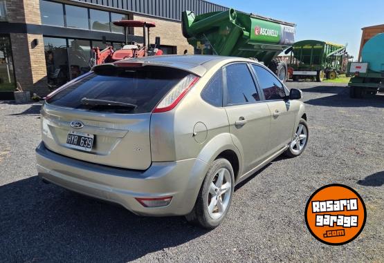 Autos - Ford Focus Trend Plus 2009 Nafta 215000Km - En Venta