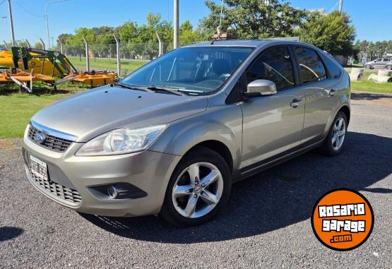 Autos - Ford Focus Trend Plus 2009 Nafta 215000Km - En Venta