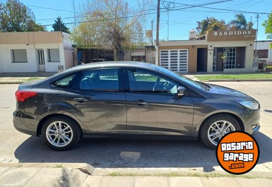 Autos - Ford FOCUS SE SEDAN 4 PUERTAS 2018 Nafta 33600Km - En Venta