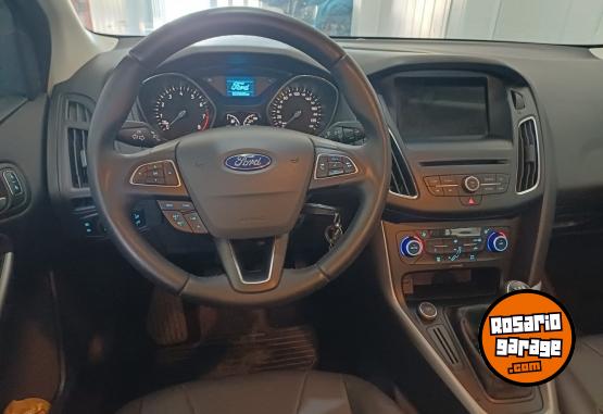 Autos - Ford FOCUS SE SEDAN 4 PUERTAS 2018 Nafta 33600Km - En Venta