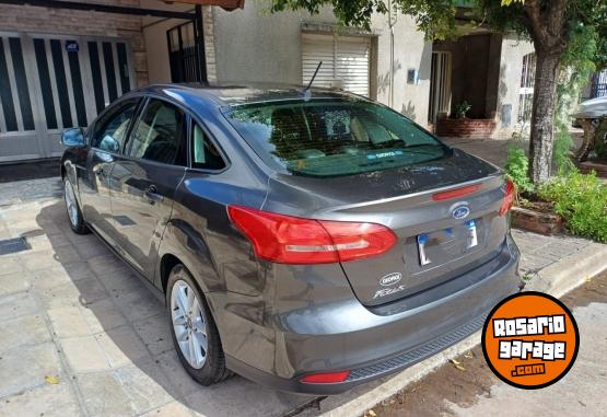 Autos - Ford FOCUS SE SEDAN 4 PUERTAS 2018 Nafta 33600Km - En Venta