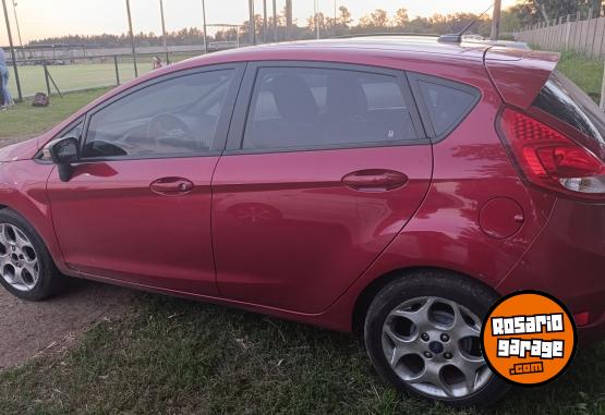 Autos - Ford Fiesta kinetic 2011 Nafta 223000Km - En Venta