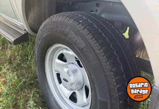 Camionetas - Ford RANGER DC 4X2 XLS 3.0 2009 Diesel 240000Km - En Venta