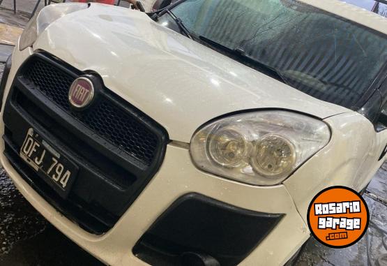 Utilitarios - Fiat Doblo 2015 Nafta 170000Km - En Venta