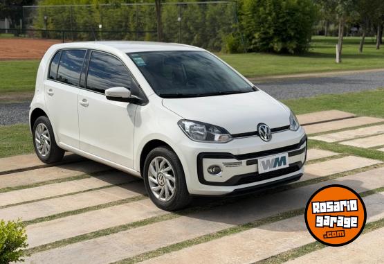 Autos - Volkswagen Up High 2017 Nafta 82000Km - En Venta