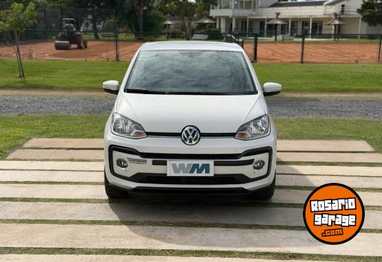 Autos - Volkswagen Up High 2017 Nafta 82000Km - En Venta