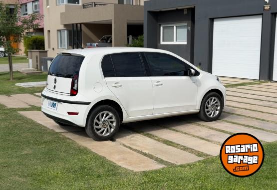 Autos - Volkswagen Up High 2017 Nafta 82000Km - En Venta