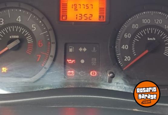 Autos - Renault RENAULT LOGAN 1.6N 8V 2013 GNC 198000Km - En Venta