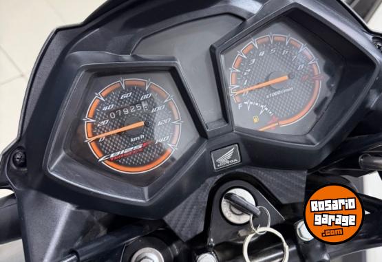 Motos - Honda Cb 2025 Nafta 7900Km - En Venta