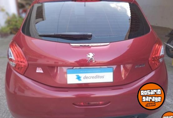 Autos - Peugeot 208 Allure Touchscreen 2014 Nafta 54000Km - En Venta