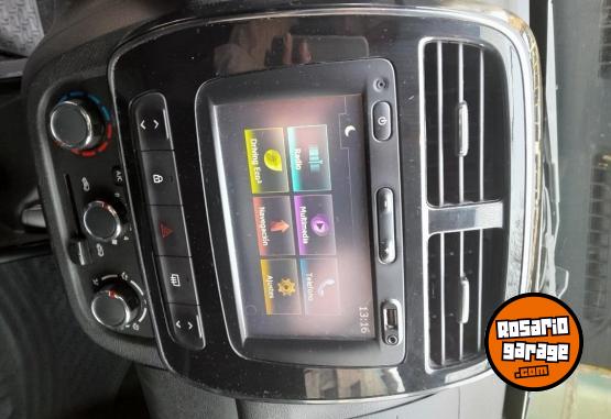 Autos - Renault KWID ICONIC 2018 Nafta 80000Km - En Venta