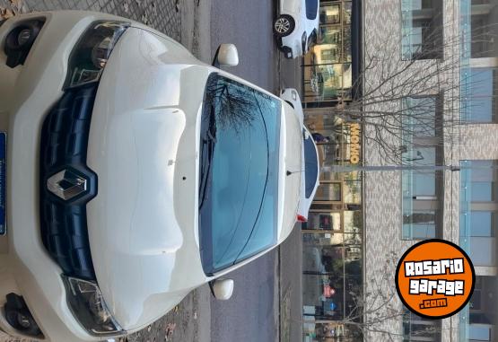 Autos - Renault KWID ICONIC 2018 Nafta 80000Km - En Venta