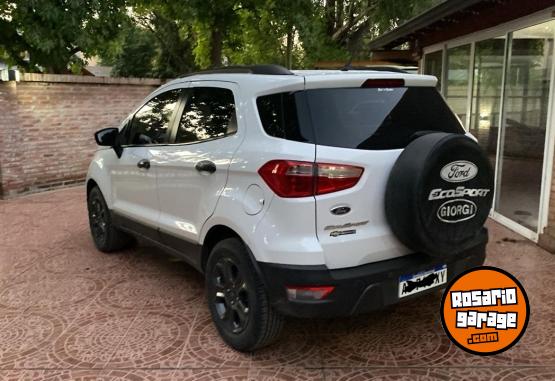 Camionetas - Ford Ecosport Freestyle 2018 Nafta 87000Km - En Venta