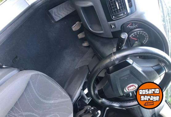 Autos - Fiat Siena 2016 GNC 180000Km - En Venta