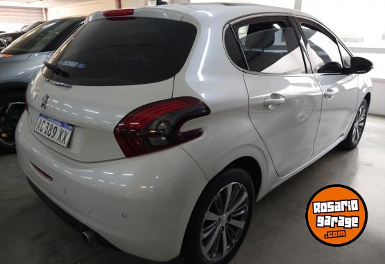 Autos - Peugeot 208 Feline 5p 2018 Nafta 80300Km - En Venta